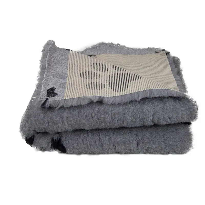 Legowisko DRY BED 28mm antypoślizgowe szare w czarne łapki - obrazek 3